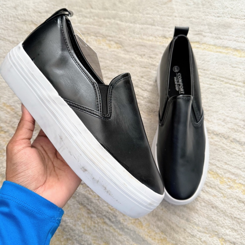 Comfortiva Black Platform Slip-On Sneakers Comfort in Every Step Size 6